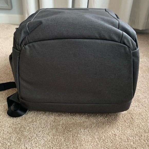 Briggs and Riley large Backpack - Picture 6 of 16